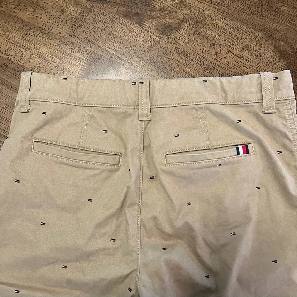 Tommy Hilfiger Kids Boys Khaki Flag Chino Shorts Size 16
